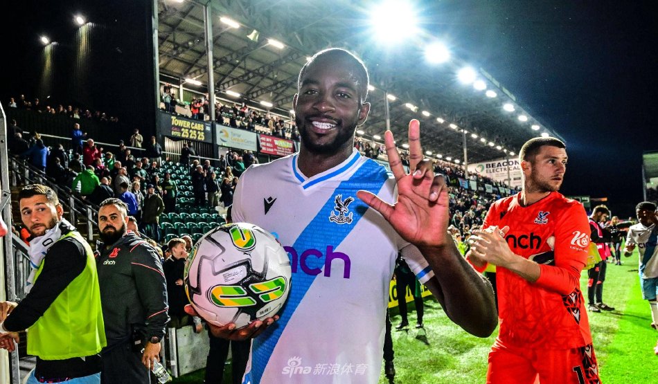 打开手机或 打开手机或