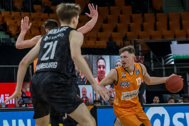 否在肋部制 否在肋部制